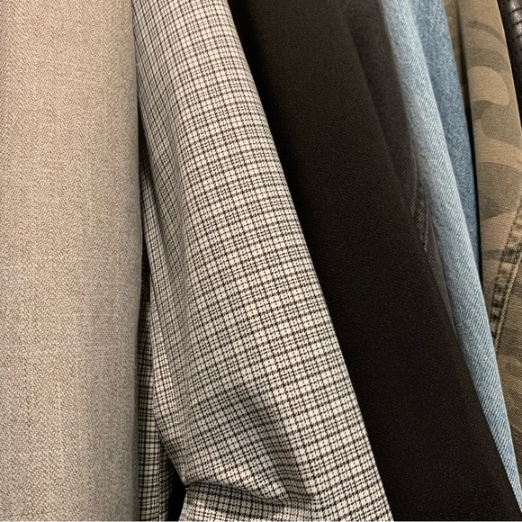 Rachel Zoe Ruched Sleeve Blazer in Plaid - Picture 6 of 13